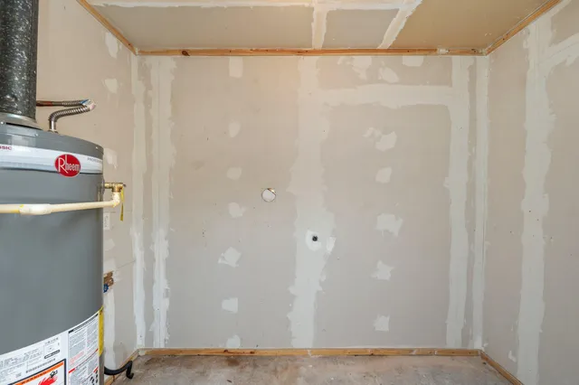 $1,800 | 611 Lang Road, Fort Walton Beach, FL 32547