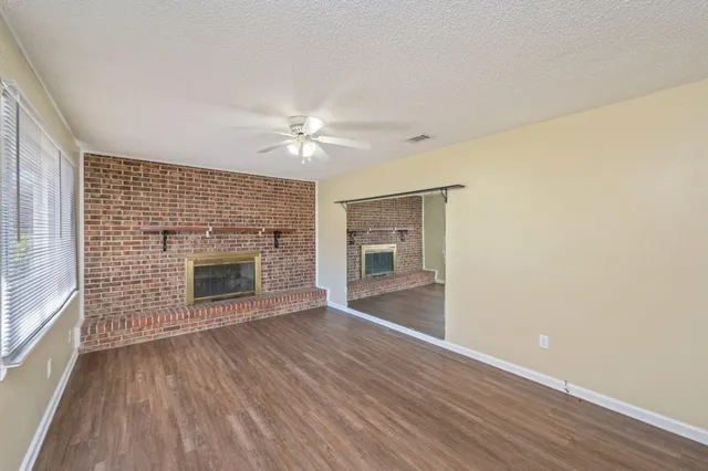 $1,800 | 611 Lang Road, Fort Walton Beach, FL 32547