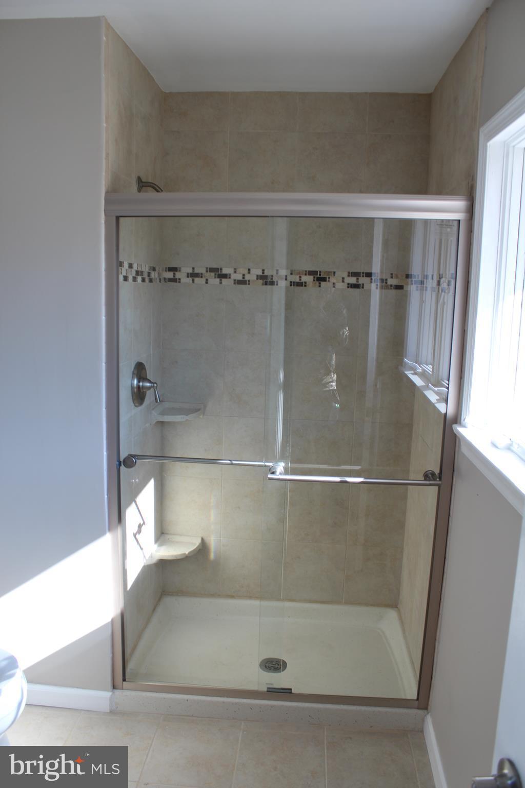 509 Paradise Road Aberdeen, MD 21001 - Photo 14 of 30 Bath (Master)