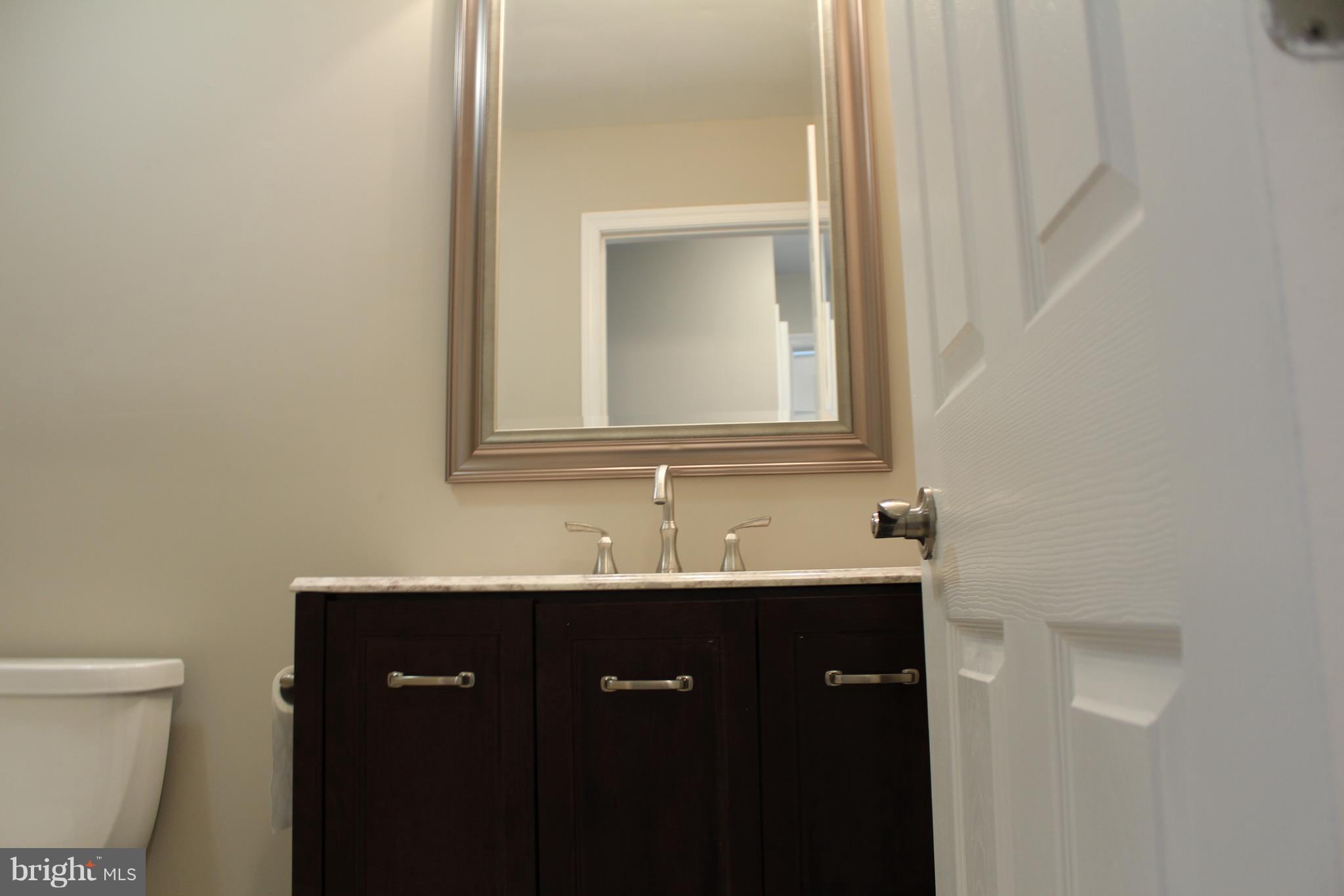 509 Paradise Road Aberdeen, MD 21001 - Photo 8 of 30 Bath