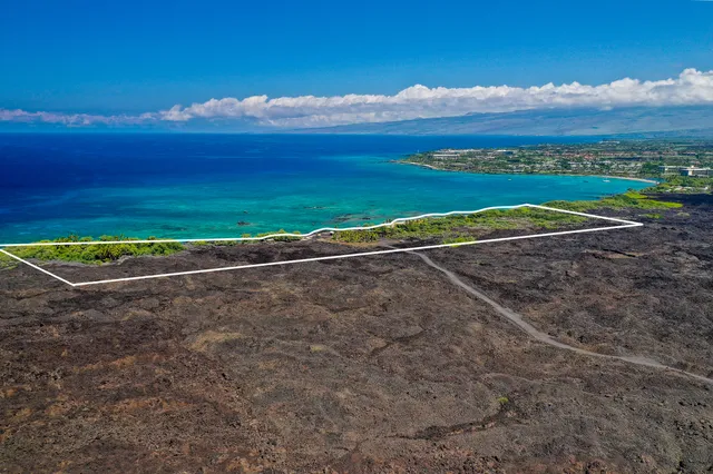 $18,900,000 | 38 Queen Ka'ahumanu Highway, Waikoloa, HI 96738
