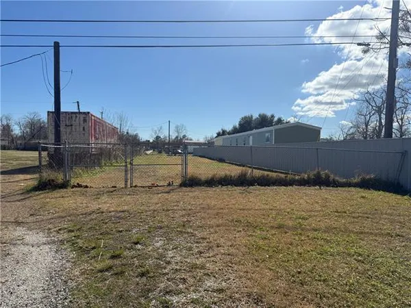 $42,000 | 620 Bayou Road, St. Bernard, LA 70085