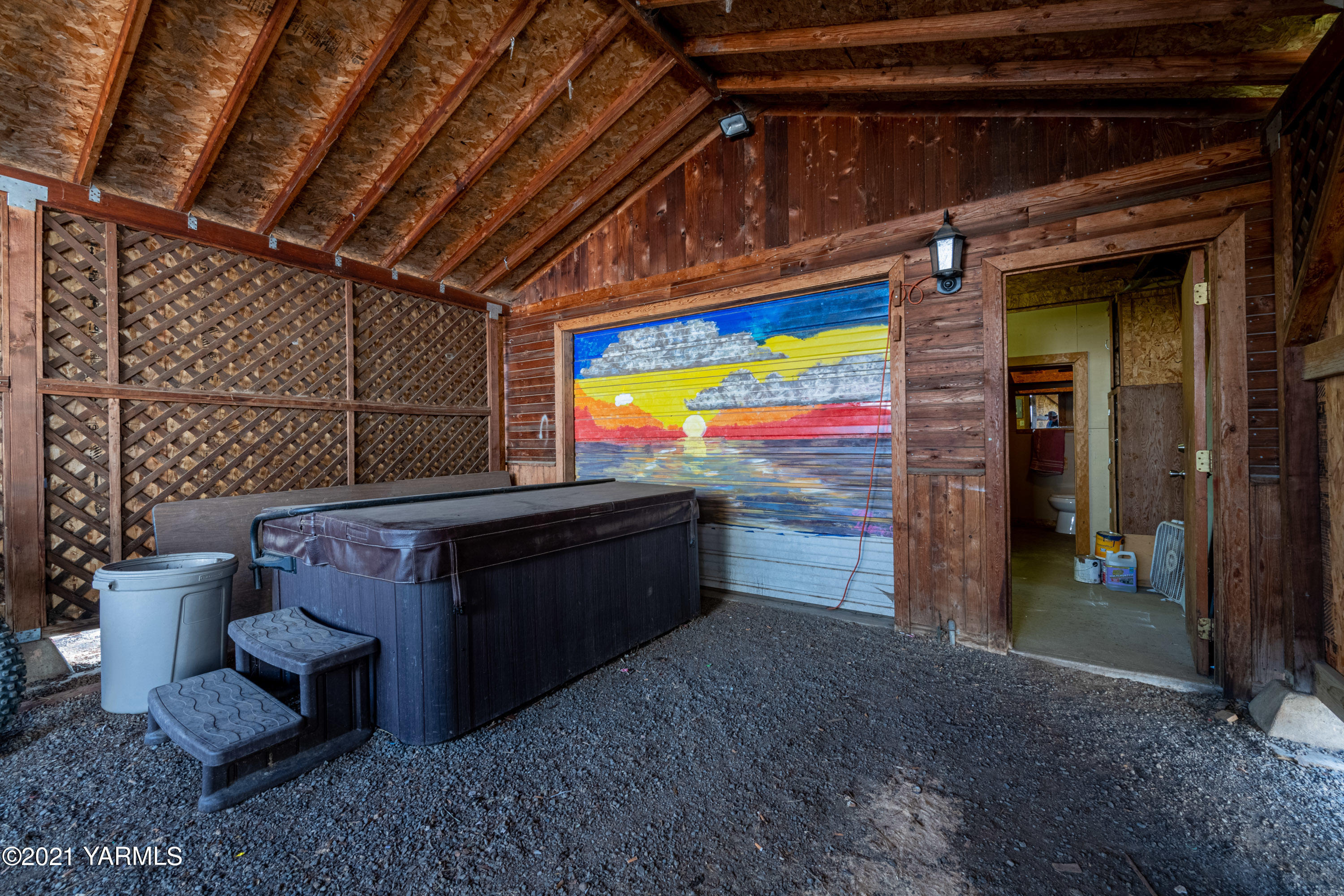 1222 Almo Road Yakima, WA 98901 - Photo 23 of 23 a view of an outdoor space