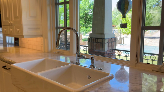 426 West Center Street Parowan, UT 84761 - Photo 19 of 107 Dual basin farmhouse sink with polished chrome faucet
