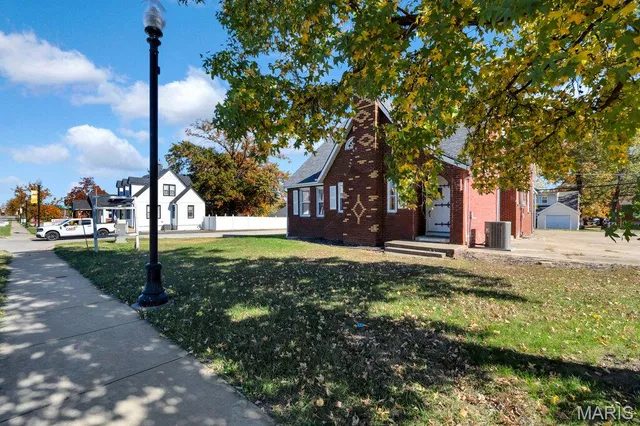 $250,000 | 412 State Highway 47, Warrenton, MO 63383