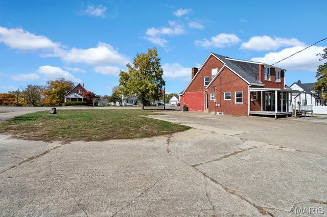 $250,000 | 412 State Highway 47, Warrenton, MO 63383