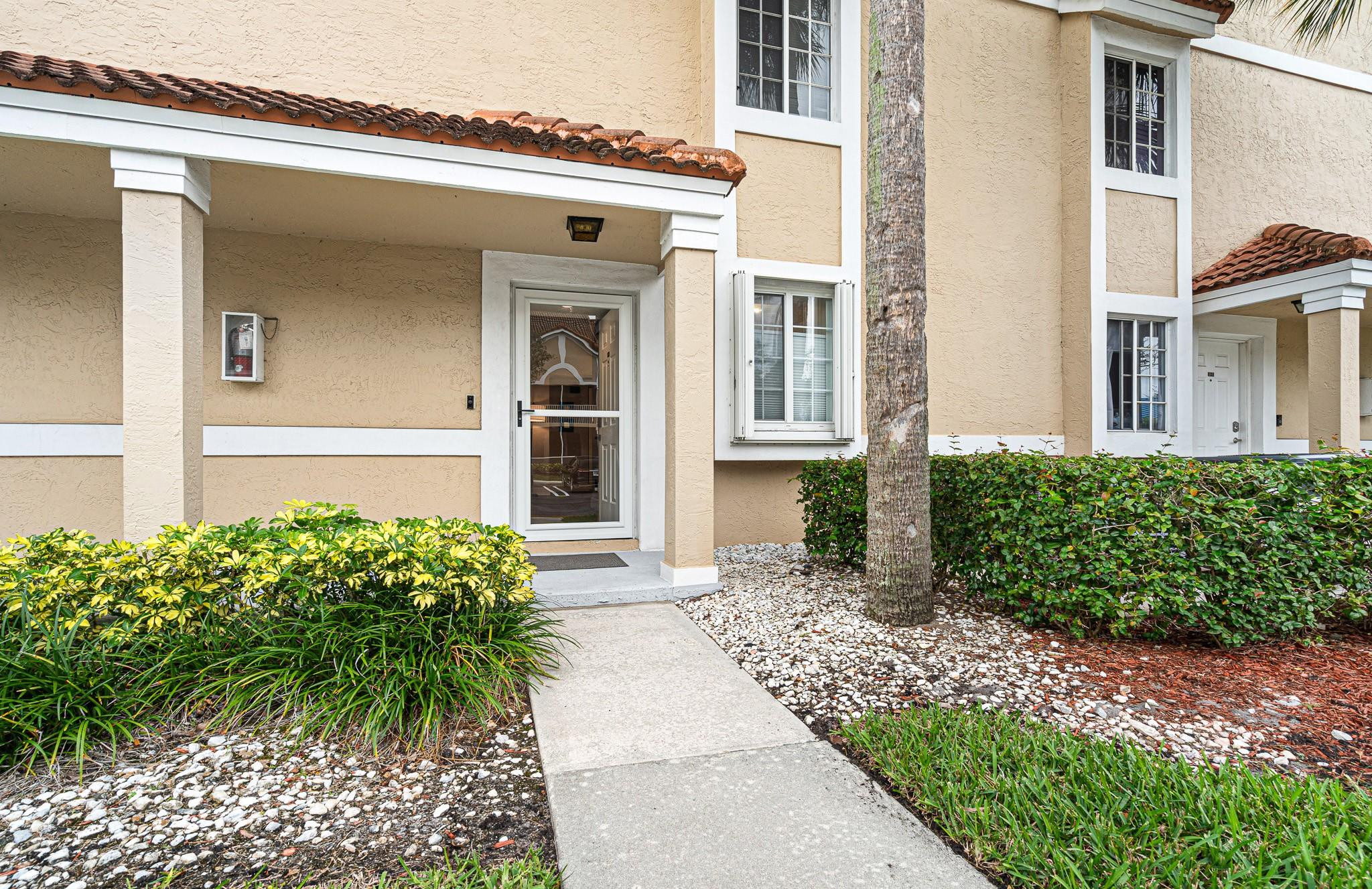 4620 West McNab Road, Unit B1 Pompano Beach, FL 33069 - Photo 29 of 36 Photo 29
