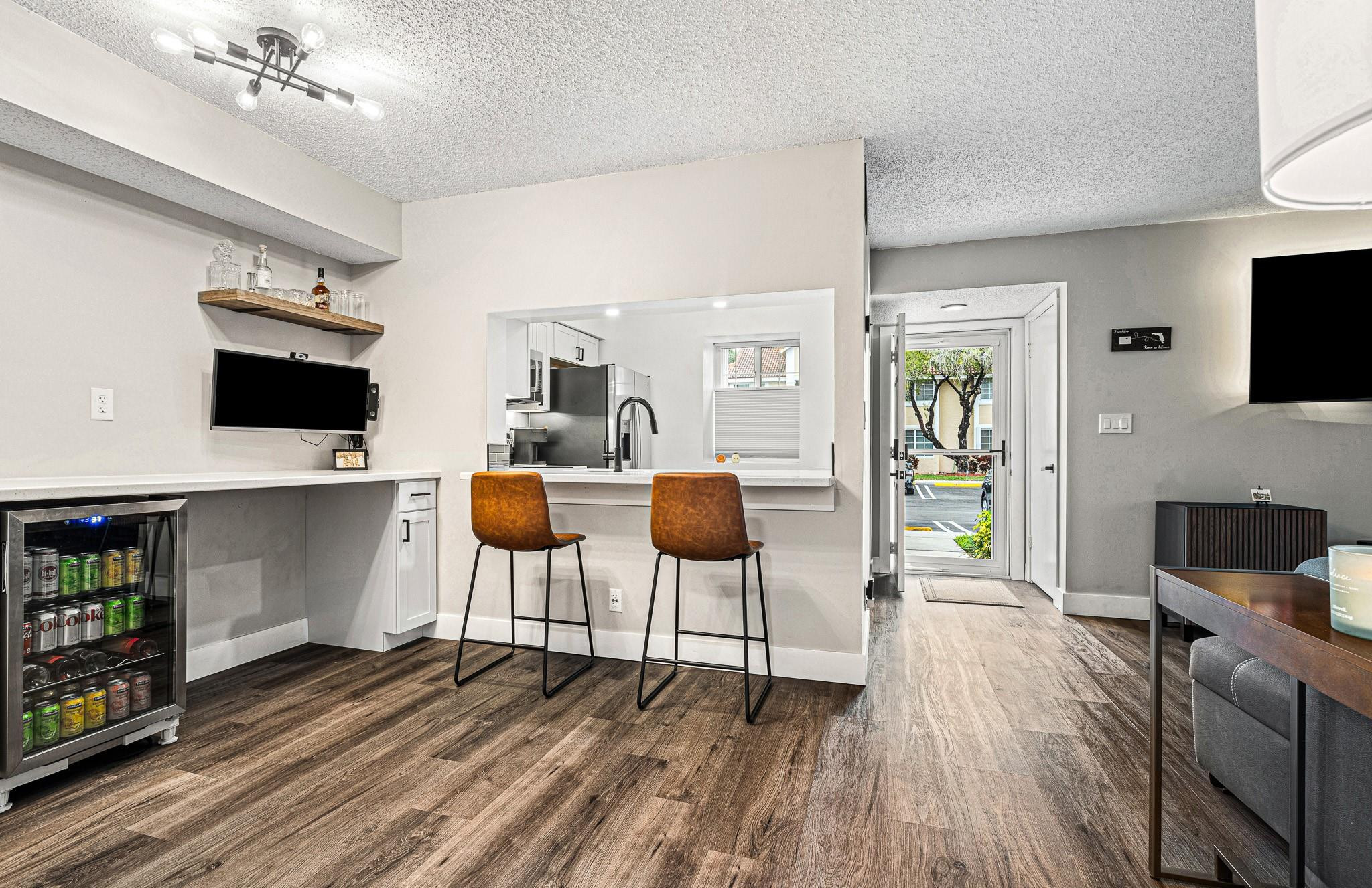 4620 West McNab Road, Unit B1 Pompano Beach, FL 33069 - Photo 8 of 36 Photo 8