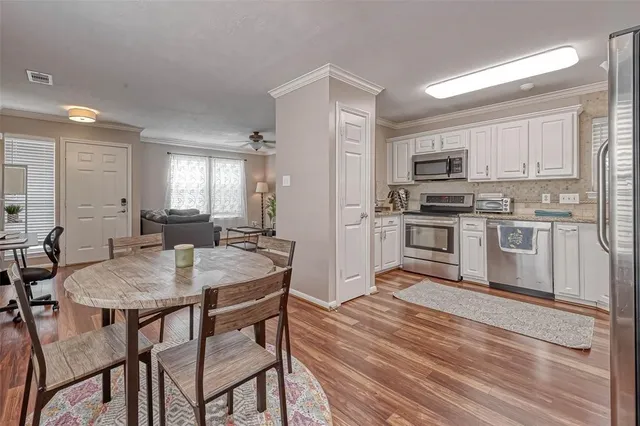 $3,000 | 1204 Andrews Street, Houston, TX 77019