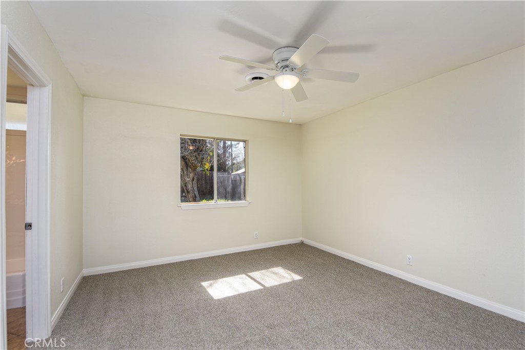 41431 Vicky Lane Hemet, CA 92544 - Photo 13 of 28 an empty room with a window