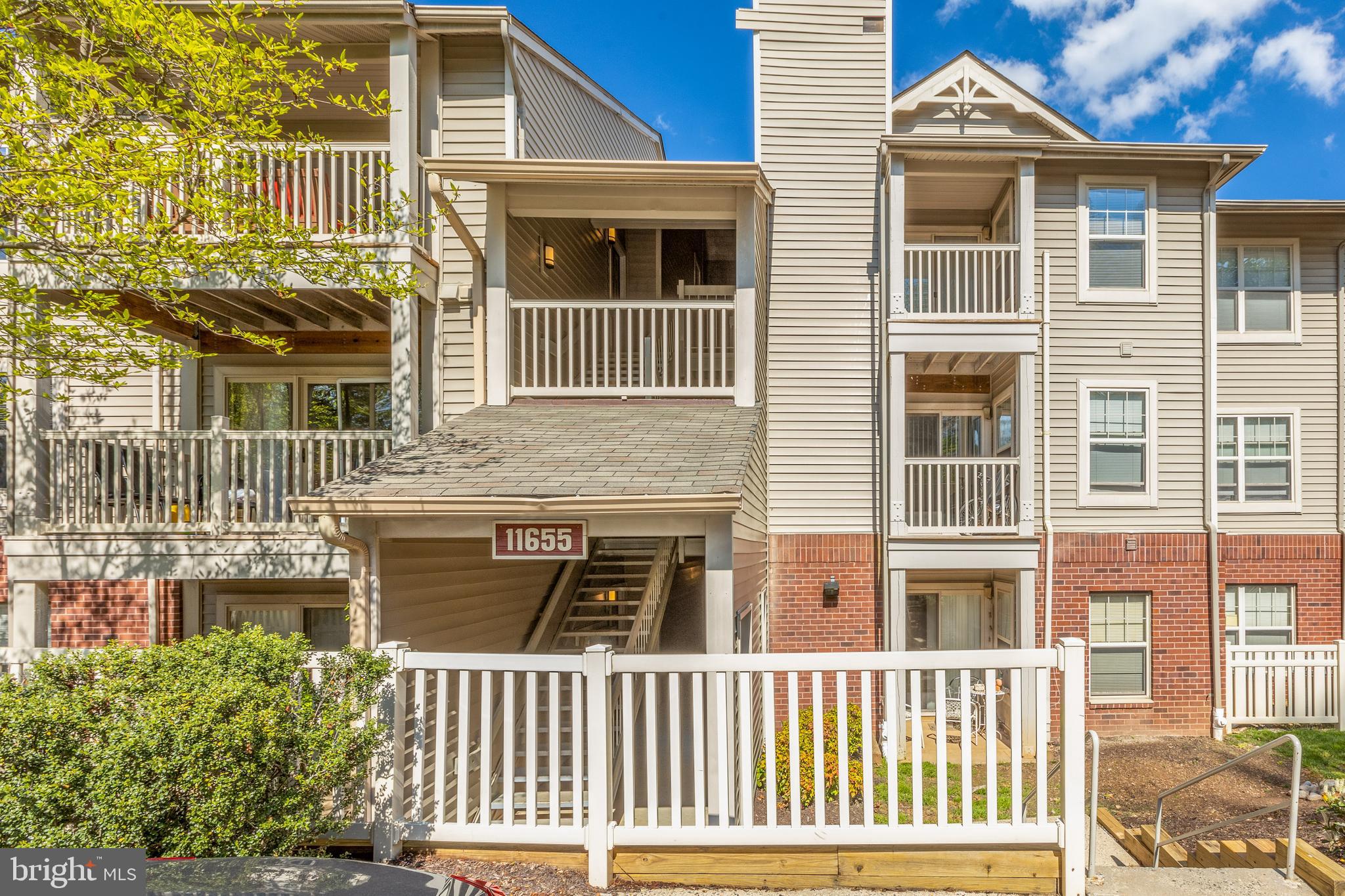 11655 Chesterfield Court, Unit K Reston, VA 20190 - Photo 1 of 25 Gallery Image 1