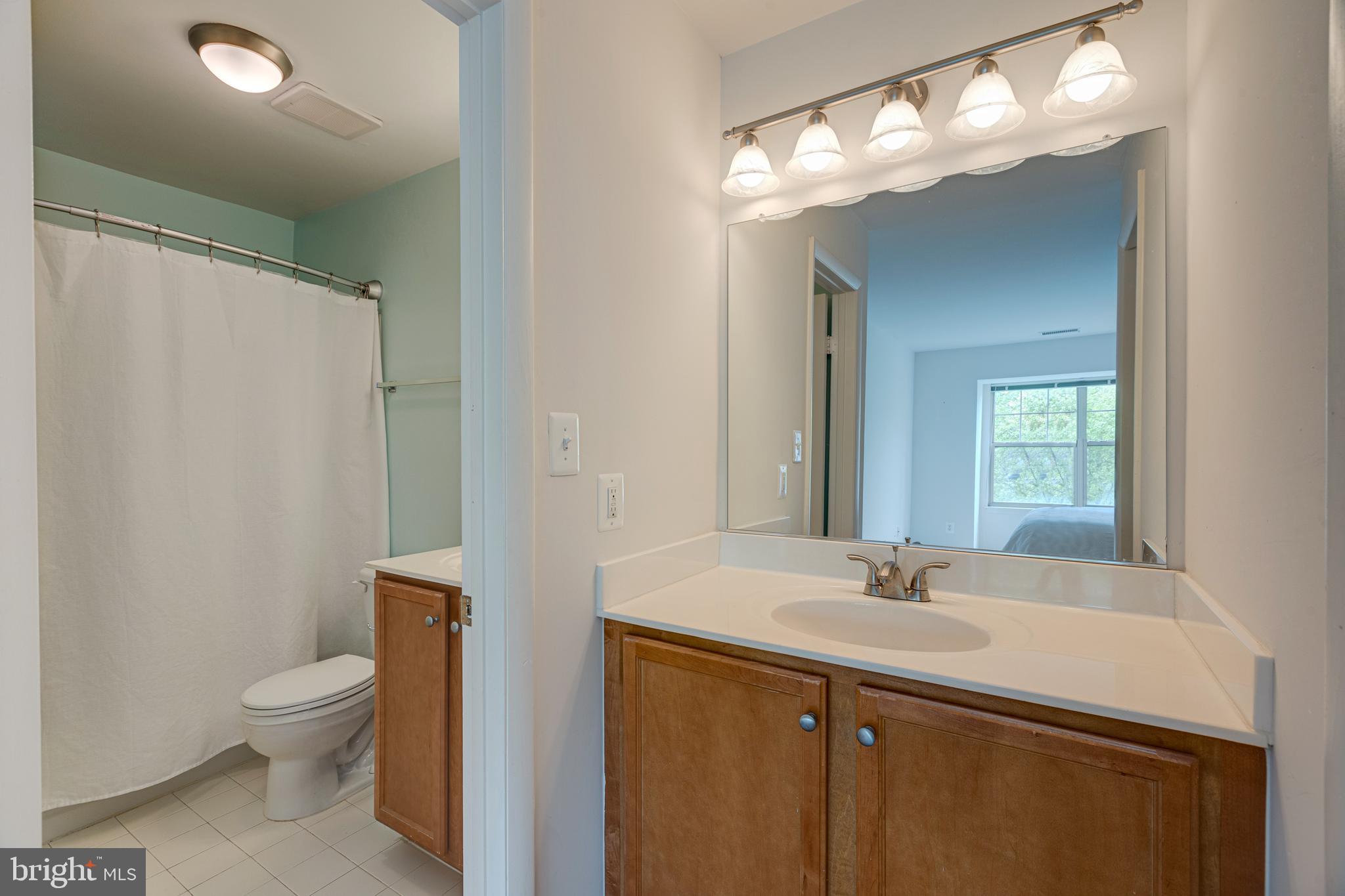 11655 Chesterfield Court, Unit K Reston, VA 20190 - Photo 13 of 25 Gallery Image 13