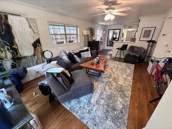 $1,550 | 4222 Newton Avenue, Unit 101, Dallas, TX 75219