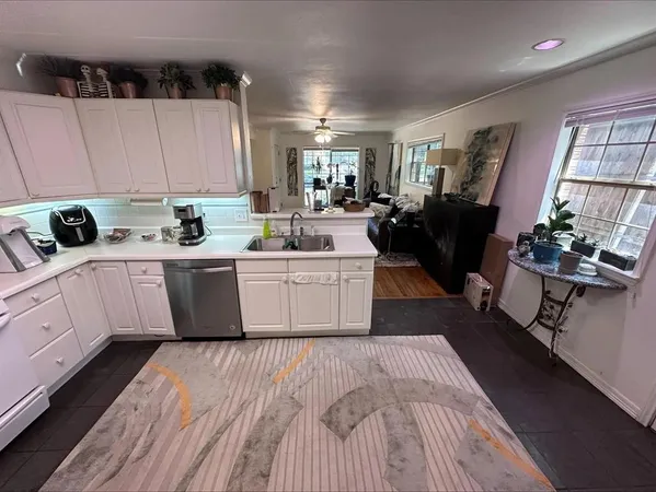 $1,550 | 4222 Newton Avenue, Unit 101, Dallas, TX 75219