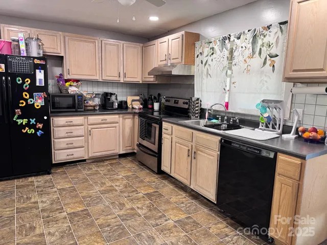 $225,000 | 1284 Harmony Grove Road, Nebo, NC 28761