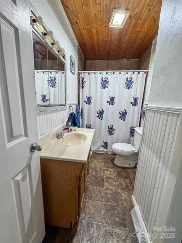 $225,000 | 1284 Harmony Grove Road, Nebo, NC 28761