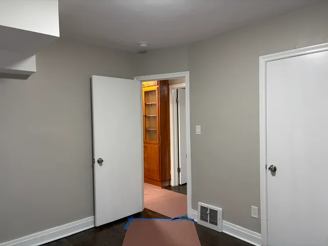 $2,800 | 3226 181st Street, Lansing, IL 60438