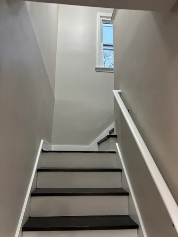 $2,800 | 3226 181st Street, Lansing, IL 60438