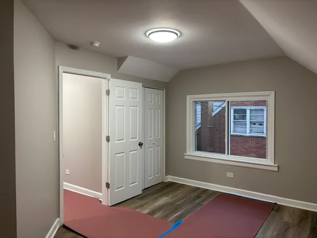 $2,800 | 3226 181st Street, Lansing, IL 60438