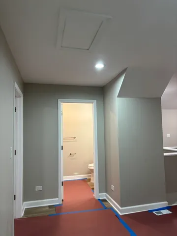 $2,800 | 3226 181st Street, Lansing, IL 60438