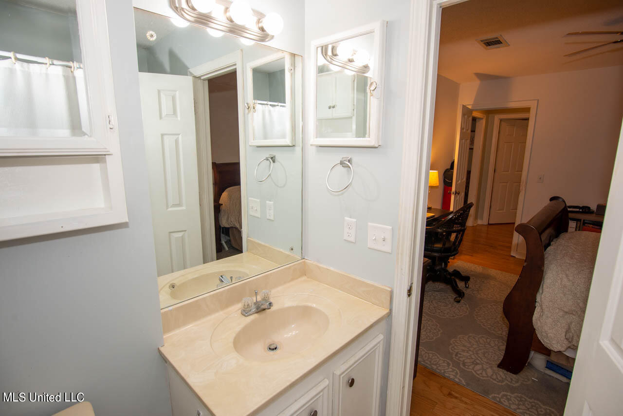 289 Stonebridge Court Ridgeland, MS 39157 - Photo 21 of 28 17
