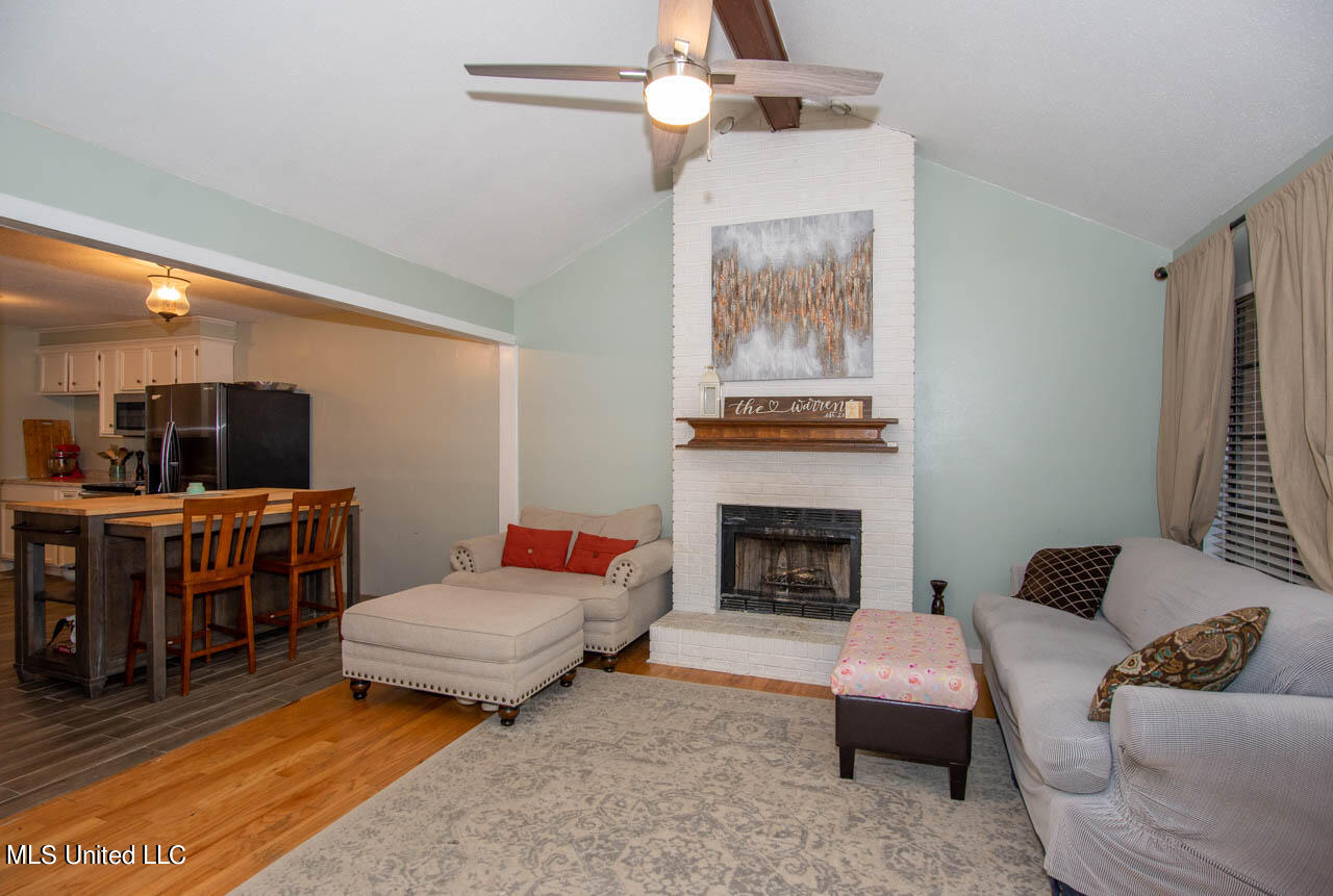 289 Stonebridge Court Ridgeland, MS 39157 - Photo 5 of 28 1