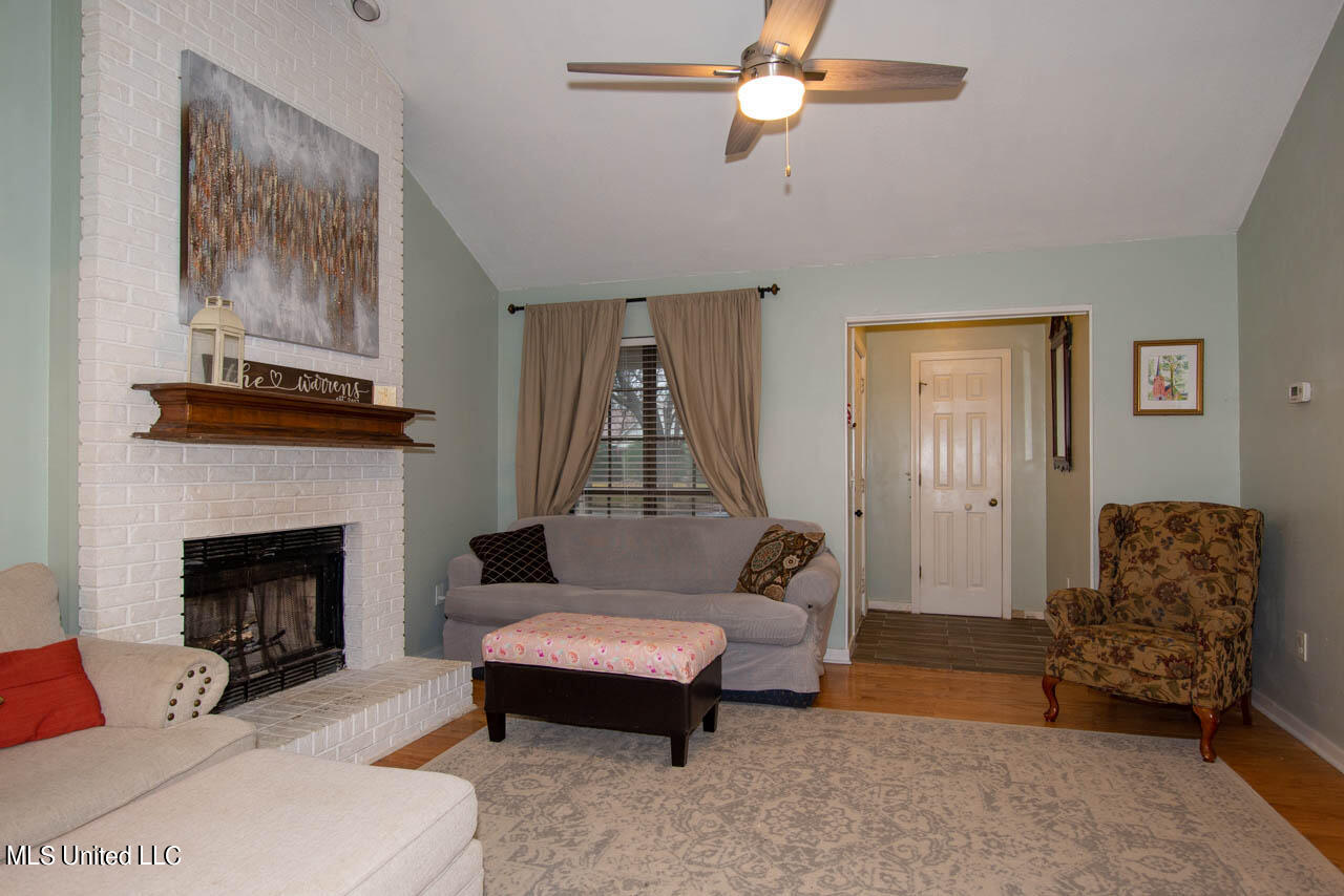 289 Stonebridge Court Ridgeland, MS 39157 - Photo 7 of 28 3