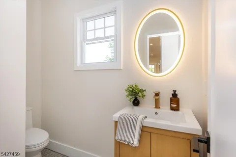 $999,000 | 4 Yale Terrace, West Orange, NJ 07052