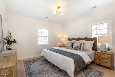 $999,000 | 4 Yale Terrace, West Orange, NJ 07052