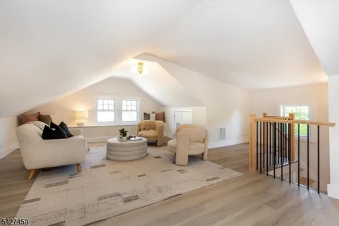 $999,000 | 4 Yale Terrace, West Orange, NJ 07052