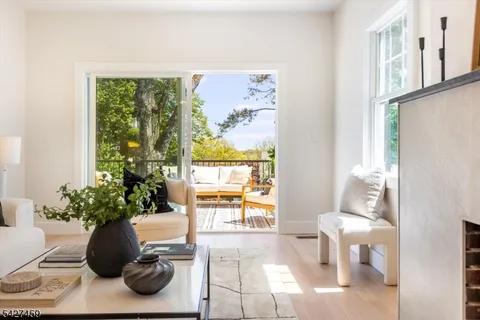 $999,000 | 4 Yale Terrace, West Orange, NJ 07052