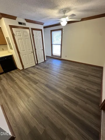 $925 | 3504 Ivy Commons Drive, Unit 301, Raleigh, NC 27606