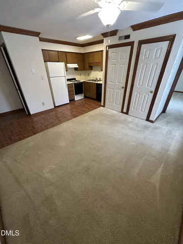 $1,095 | 3504 Ivy Commons Drive, Unit 301, Raleigh, NC 27606