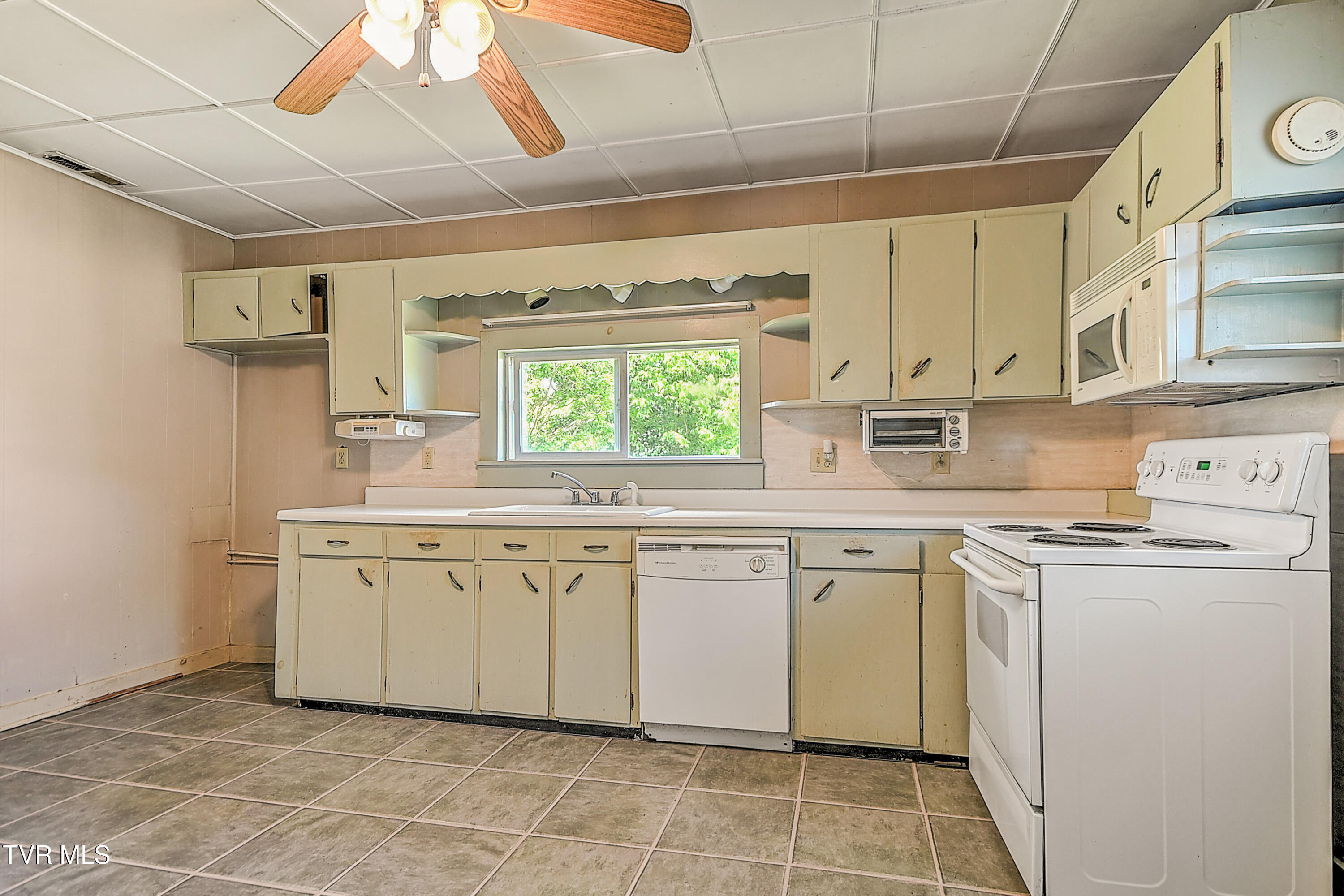 35 Sipes Lane Mohawk, TN 37810 - Photo 28 of 74 35 Sipes DS-28