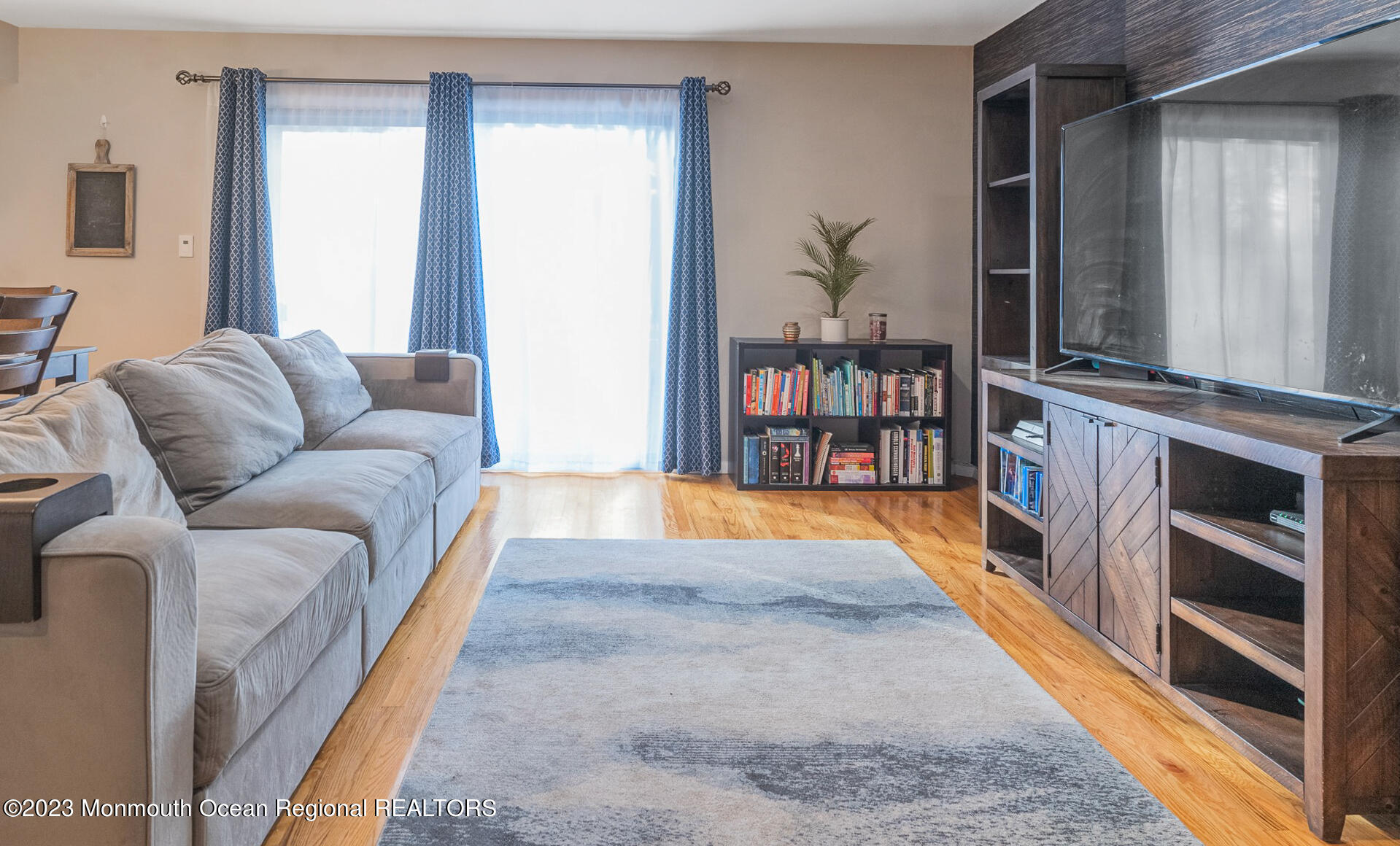 624 Randall Way Aberdeen, NJ 07747 - Photo 14 of 33 DSC00222