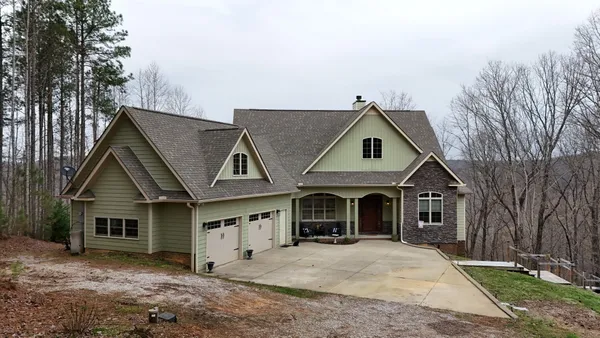 $860,000 | 460 Cross Creek Drive, South Pittsburg, TN 37380