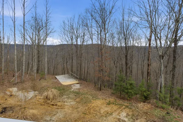 $860,000 | 460 Cross Creek Drive, South Pittsburg, TN 37380