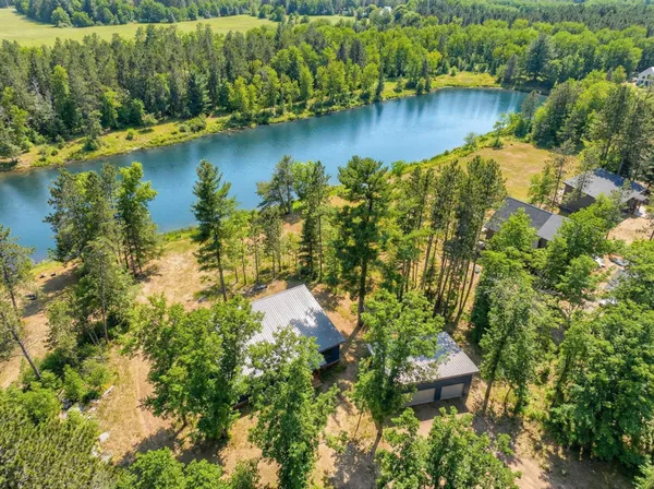 $549,900 | 11721 North Vesper Drive, Hayward, WI 54843