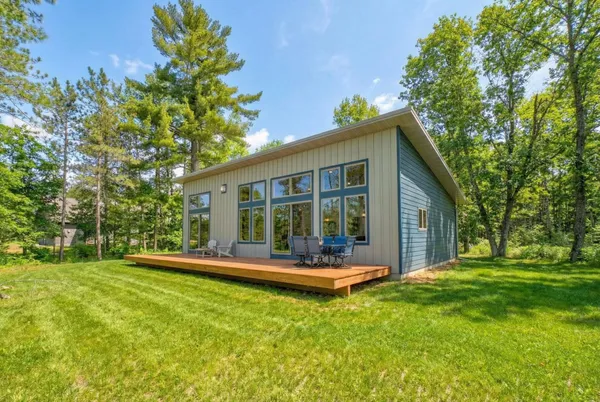 $549,900 | 11721 North Vesper Drive, Hayward, WI 54843