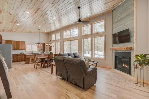 $549,900 | 11721 North Vesper Drive, Hayward, WI 54843