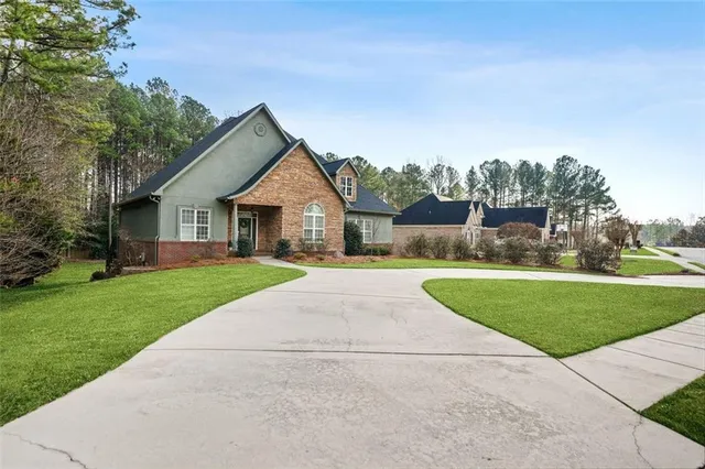 $599,900 | 319 Stonebridge Boulevard, Bremen, GA 30110