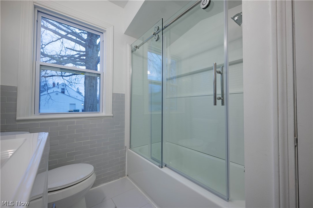 15712 Corkhill Road Maple Heights, OH 44137 - Photo 5 of 19 Gallery Image 5