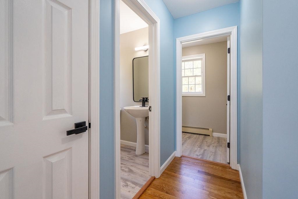 21 Fox Run Road Raymond, NH 03077 - Photo 13 of 38