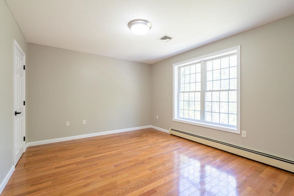21 Fox Run Road Raymond, NH 03077 - Photo 26 of 38