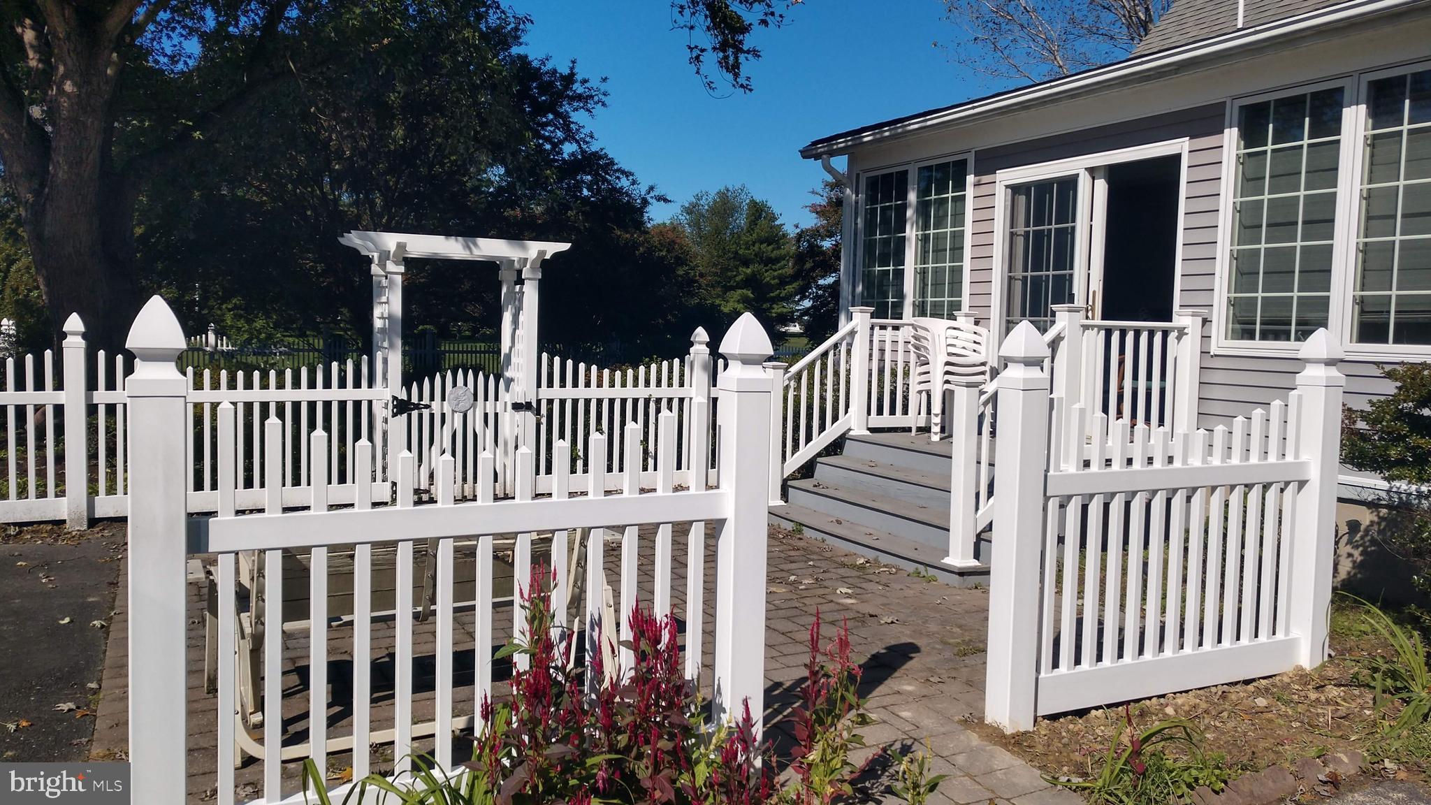 22539 Indian Point Road Bozman, MD 21612 - Photo 2 of 11