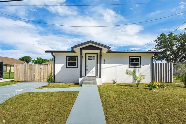 $1,600 | 414 Monroe Lane, Haines City, FL 33844