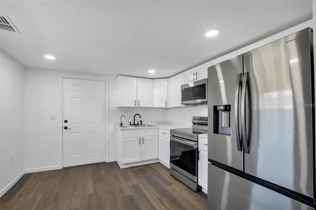 $1,600 | 414 Monroe Lane, Haines City, FL 33844