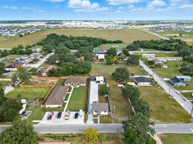 $1,600 | 414 Monroe Lane, Haines City, FL 33844