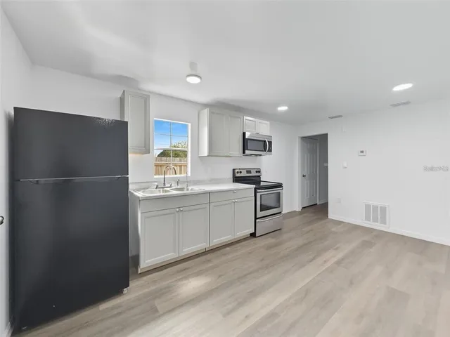 $1,600 | 414 Monroe Lane, Haines City, FL 33844