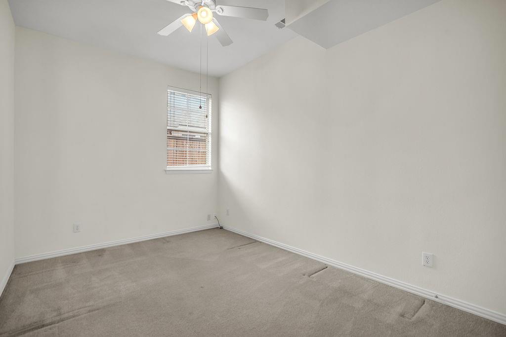 1610 Mapleleaf Falls Drive Allen, TX 75002 - Photo 27 of 36